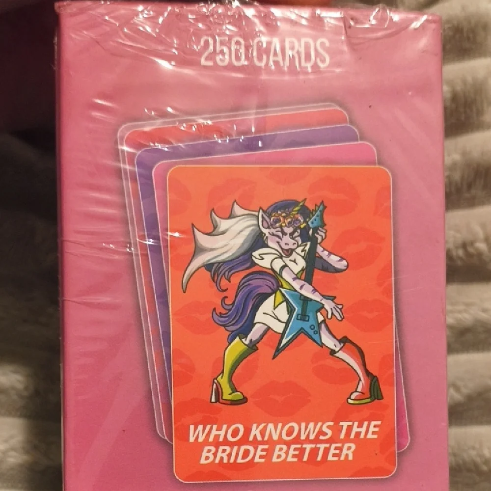 Kiss the Miss Bachelorette Card Game - Pink - Picture 3 of 4